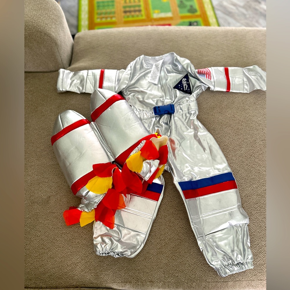 PBKids Astronaut Costume! Lights Up!